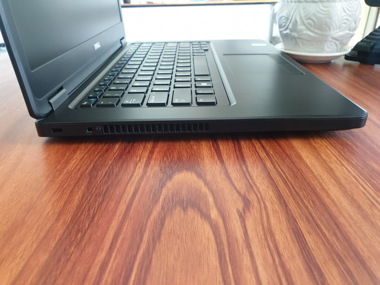 Dell Latitude E5450 Core i5 thế hệ 5 giá rẻ nhất tại Cần Thơ