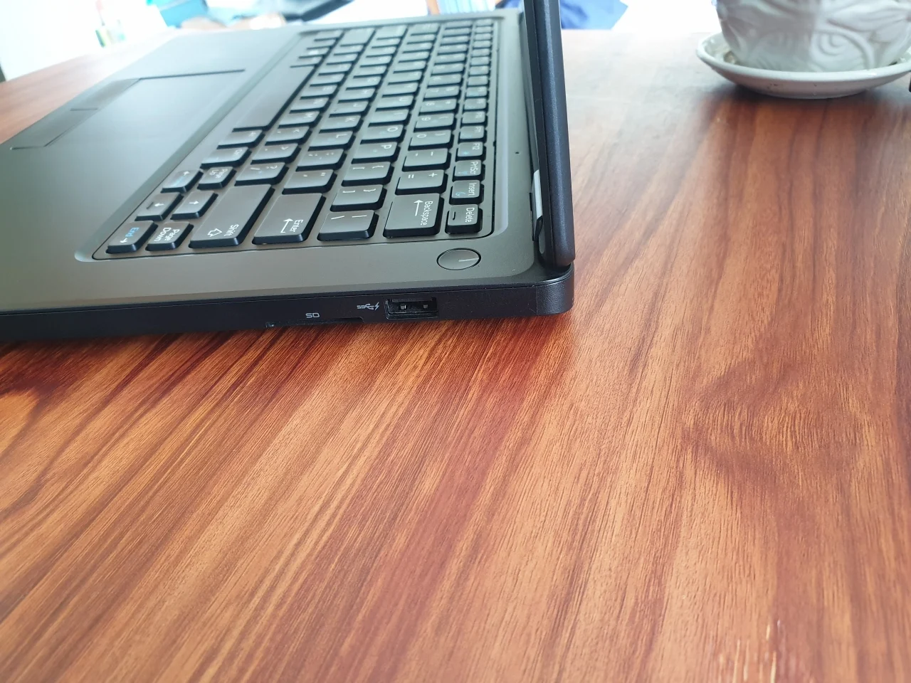 Dell Latitude E5450 Core i5 thế hệ 5 giá rẻ nhất tại Cần Thơ