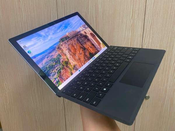 Surface Pro 7 cũ i5-1035G7 RAM 8GB SSD 256GB màn 2K cảm ứng - Laptop Phương Doanh
